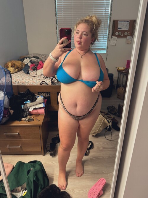 G8ep5nYXAAEDuXif4f769b8608e8aeb.md 30 of my sexy and alluring selfies and videos showing my breasts